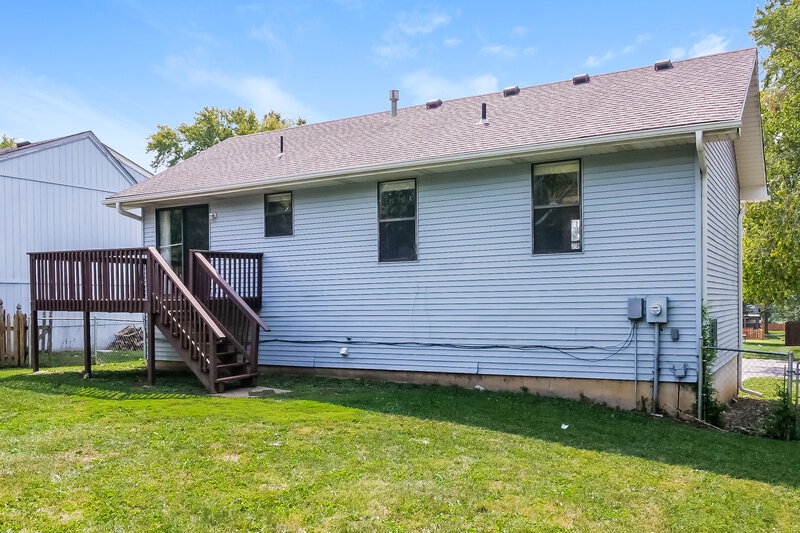 1,715/Mo, 106 Brent Rd Belton, MO 64012 Rear View