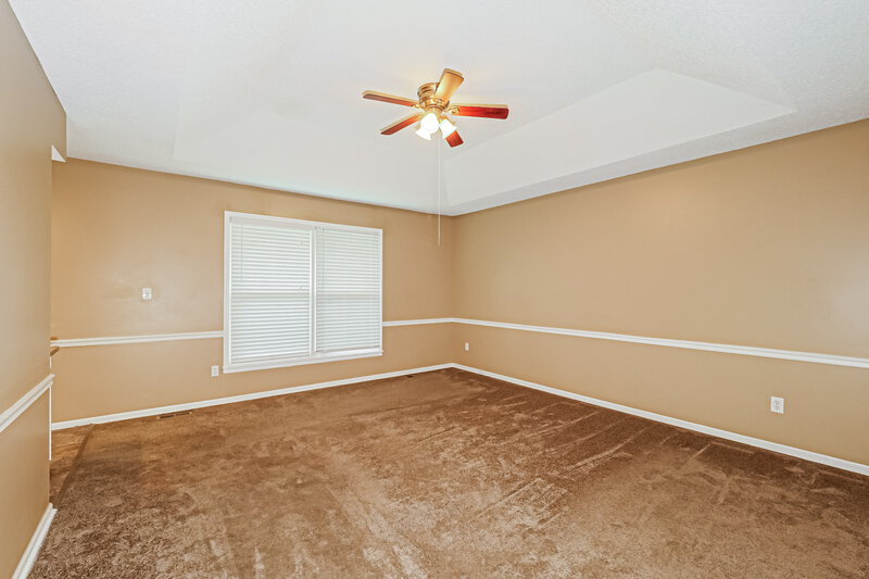 2,770/Mo, 9004 Arlington Ct Kansas City, MO 64138 Main Bedroom View