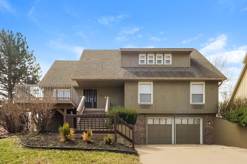 2,730/Mo, 3633 NE Basswood Dr Lees Summit, MO 64064 External View