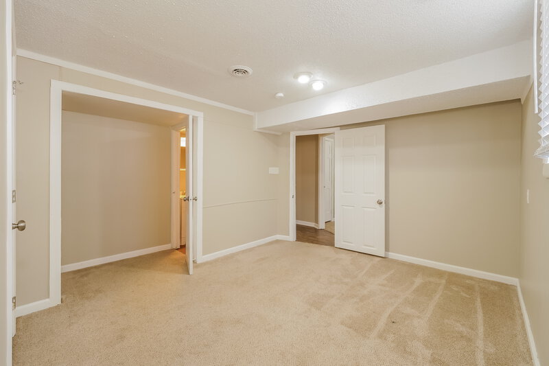 1,480/Mo, 8636 E 97th Terrace Kansas City, MO 64134 Bedroom View