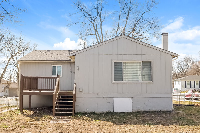 1,480/Mo, 8636 E 97th Terrace Kansas City, MO 64134 Rear View