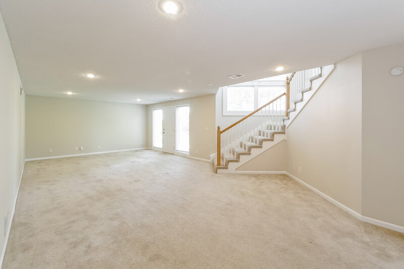 2,000/Mo, 3124 86TH ST Kansas City, MO 64154 Bonus Room View