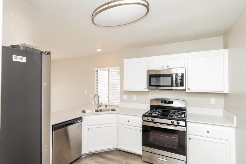 1,995/Mo, 1733 Autumn Rust Dr Las Vegas, NV 89119 Kitchen View