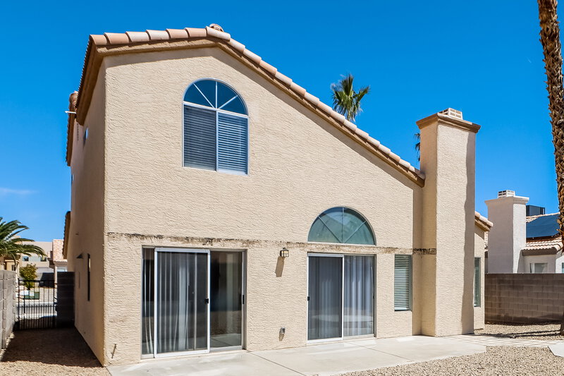 1,995/Mo, 1733 Autumn Rust Dr Las Vegas, NV 89119 Rear View