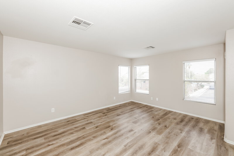 2,060/Mo, 6221 Mercer Valley St North Las Vegas, NV 89081 Main Bedroom View