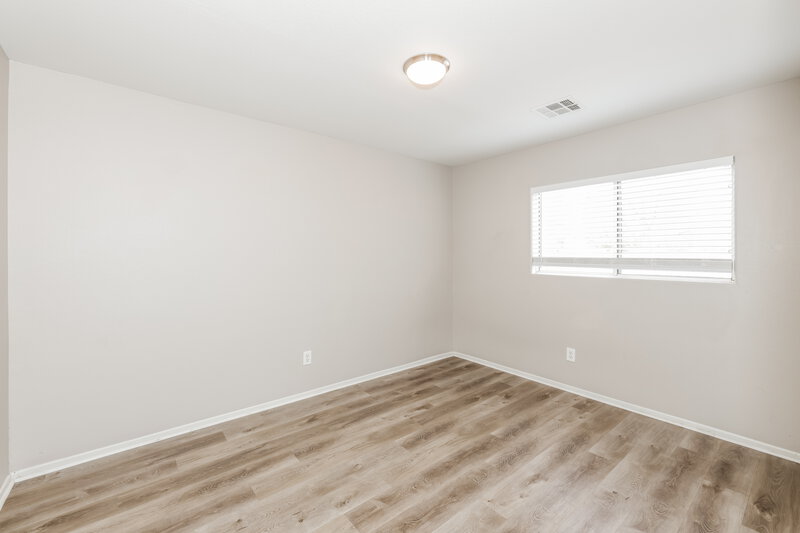 2,060/Mo, 6221 Mercer Valley St North Las Vegas, NV 89081 Bedroom View 2