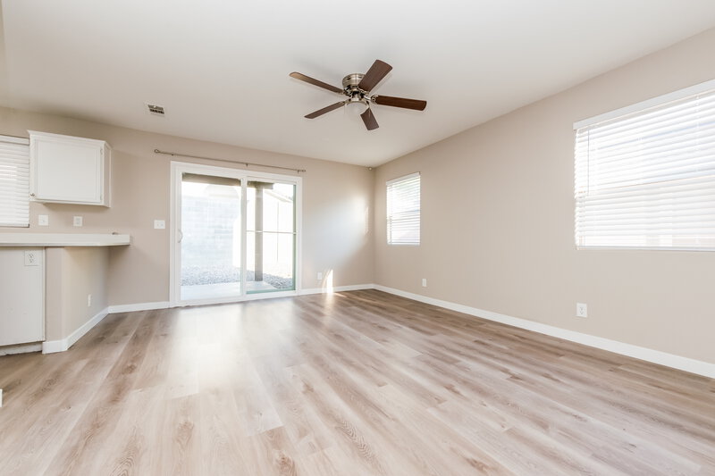 2,240/Mo, 7525 Wandering St Las Vegas, NV 89131 Family Room View