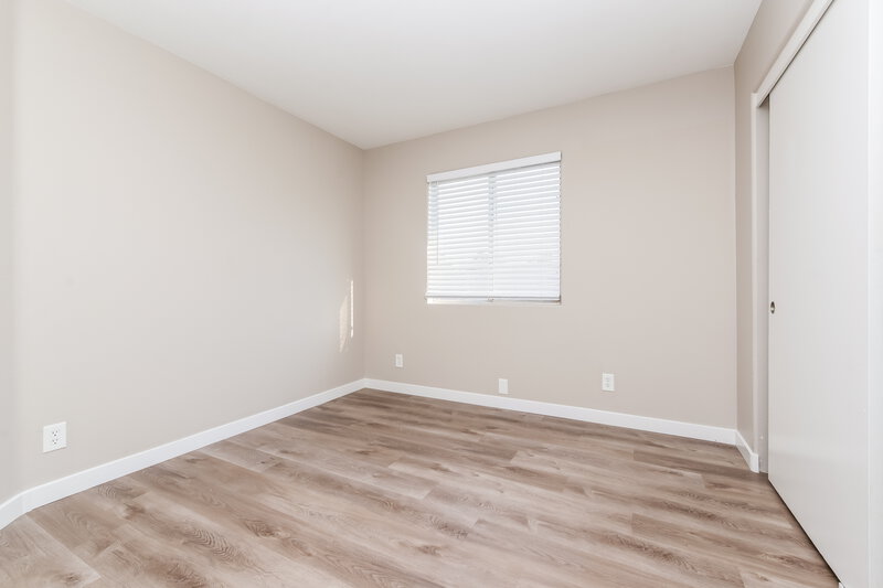 2,240/Mo, 7525 Wandering St Las Vegas, NV 89131 Bedroom View