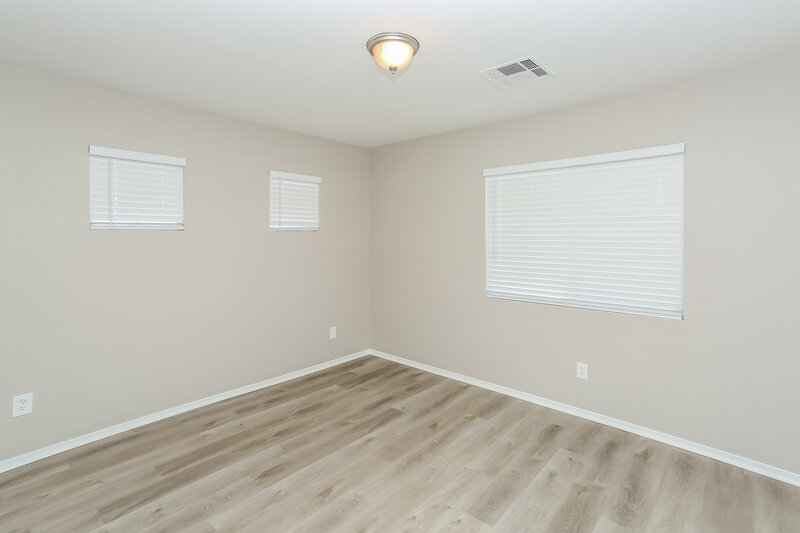 2,140/Mo, 4447 Acropolis Ave North Las Vegas, NV 89031 Bedroom View
