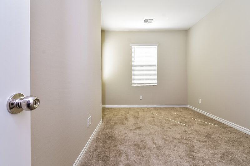 2,585/Mo, 4408 Contour Bend Ave North Las Vegas, NV 89084 Bedroom View 2