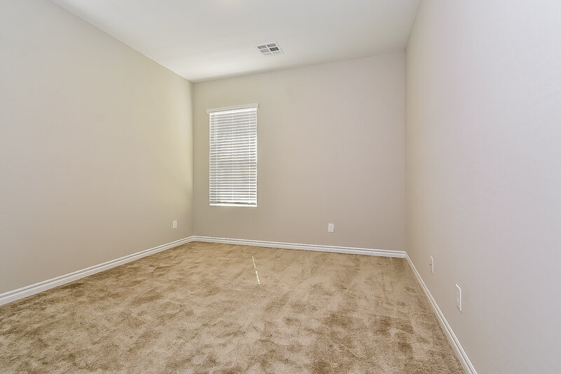 2,585/Mo, 4408 Contour Bend Ave North Las Vegas, NV 89084 Bedroom View 5