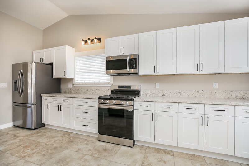 2,155/Mo, 4821 Evergreen Glen Dr Las Vegas, NV 89130 Kitchen View 2