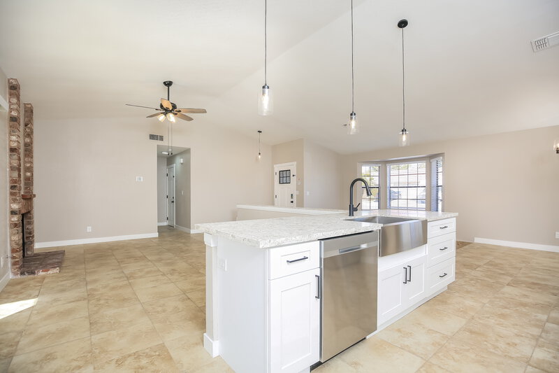 2,155/Mo, 4821 Evergreen Glen Dr Las Vegas, NV 89130 Kitchen View 3