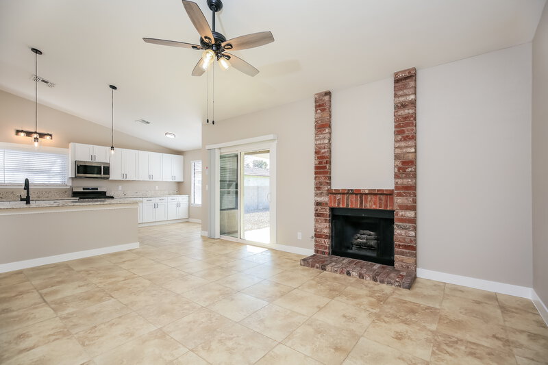 2,155/Mo, 4821 Evergreen Glen Dr Las Vegas, NV 89130 Family Room View