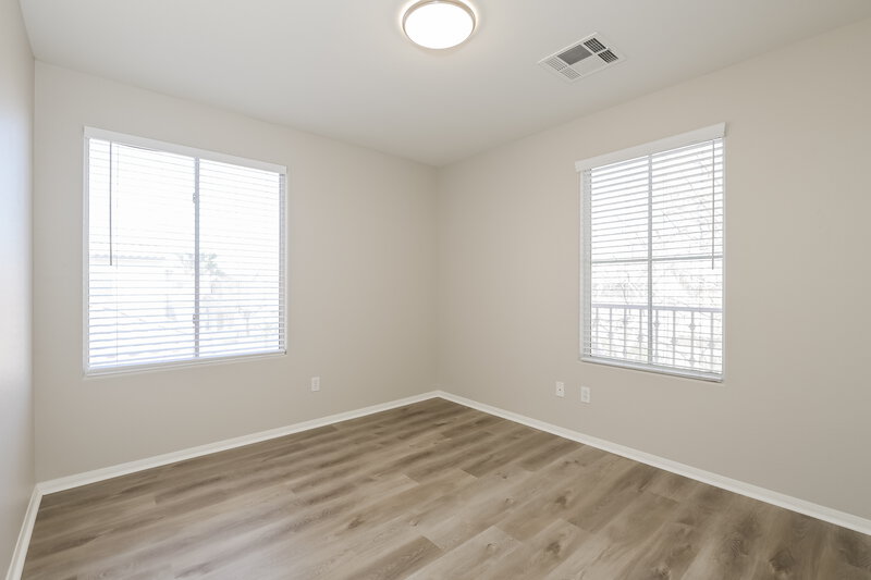 2,255/Mo, 1409 Winters Run Ave Las Vegas, NV 89183 Bedroom View