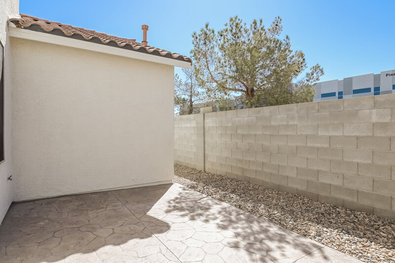 2,255/Mo, 1409 Winters Run Ave Las Vegas, NV 89183 Rear View