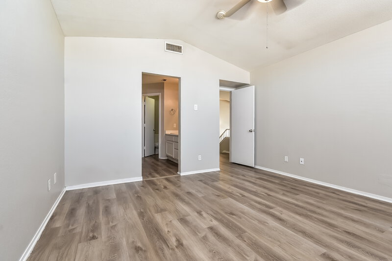 1,985/Mo, 6048 Belladonna Cir Las Vegas, NV 89142 Main Bedroom View 2