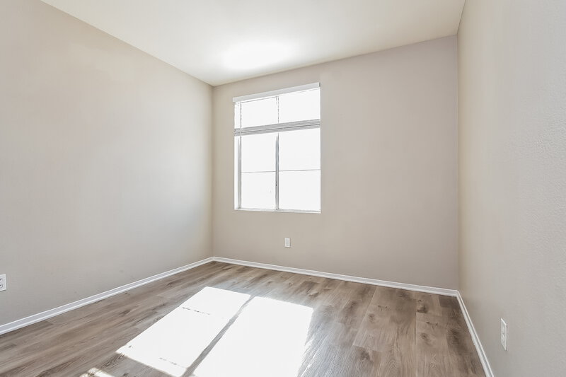 1,985/Mo, 6048 Belladonna Cir Las Vegas, NV 89142 Bedroom View 2