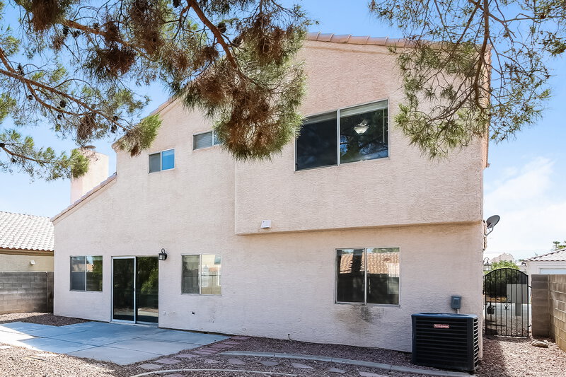 2,185/Mo, 5120 Palo Pinto Ln North Las Vegas, NV 89031 Rear View