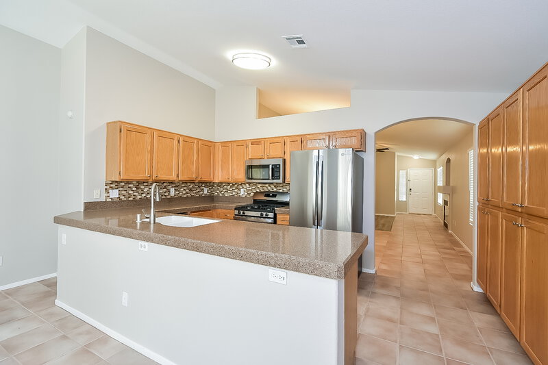 1,985/Mo, 7028 Old Village Ave Las Vegas, NV 89129 Kitchen View 2
