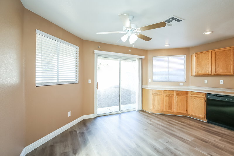 2,345/Mo, 7312 Calvado St Las Vegas, NV 89128 Kitchen View 2