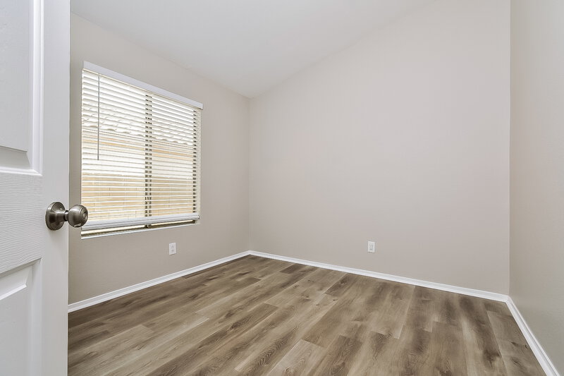 1,945/Mo, 7848 Quill Gordon Ave Las Vegas, NV 89149 Bedroom View