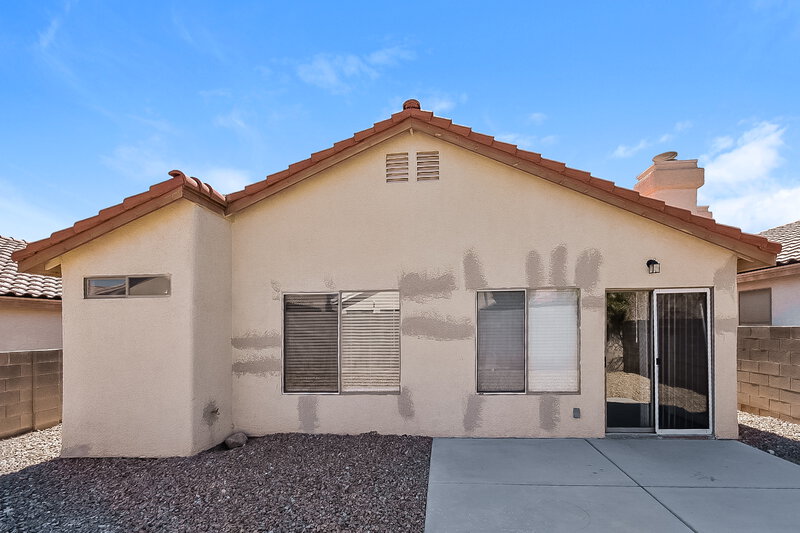 1,945/Mo, 7848 Quill Gordon Ave Las Vegas, NV 89149 Rear View