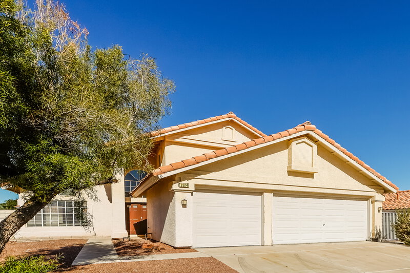 3,330/Mo, 1324 Walstone Rd North Las Vegas, NV 89031 Front View