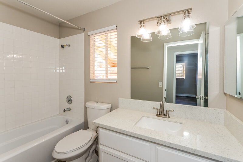3,330/Mo, 1324 Walstone Rd North Las Vegas, NV 89031 Bathroom View