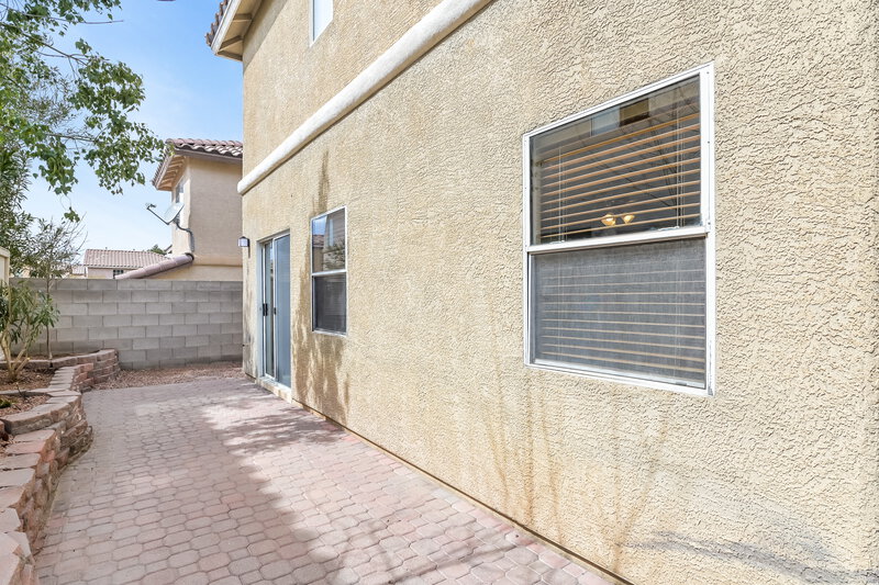 1,940/Mo, 10603 Pueblo Springs St Las Vegas, NV 89183 Rear View