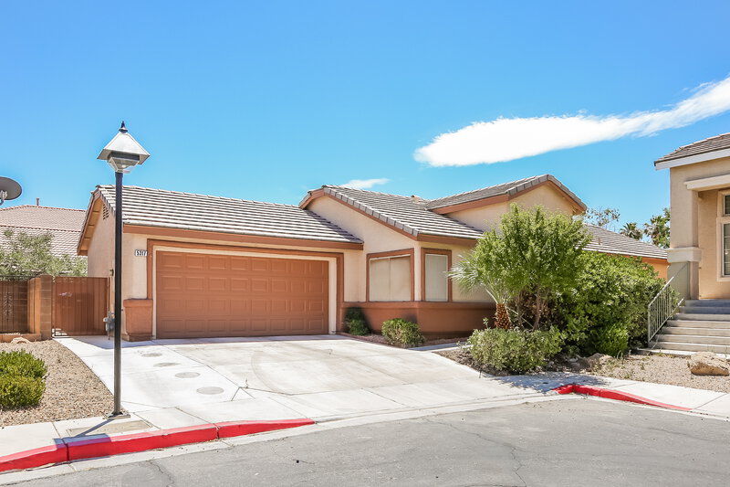 2,035/Mo, 5317 Creeping Ivy Ct North Las Vegas, NV 89031 External View
