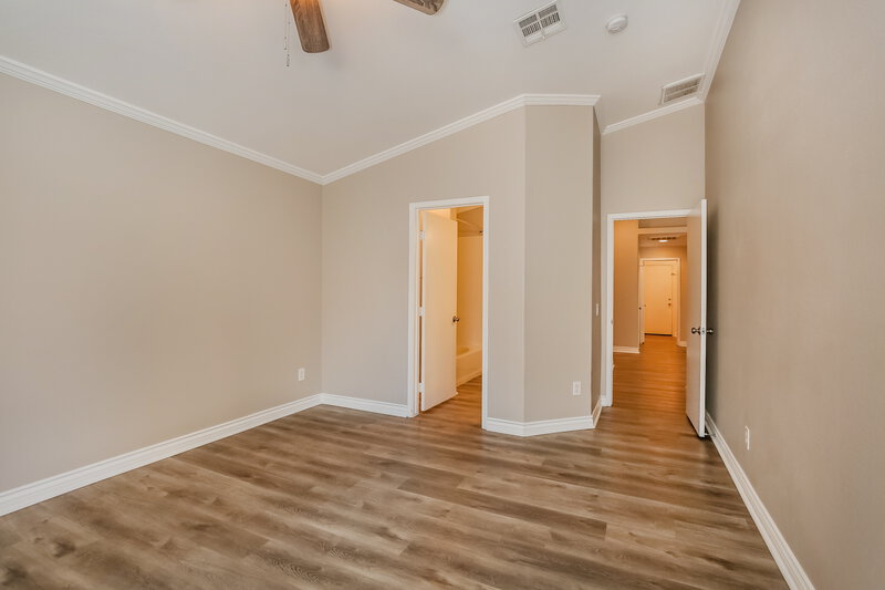 2,035/Mo, 5317 Creeping Ivy Ct North Las Vegas, NV 89031 Main Bedroom View 2