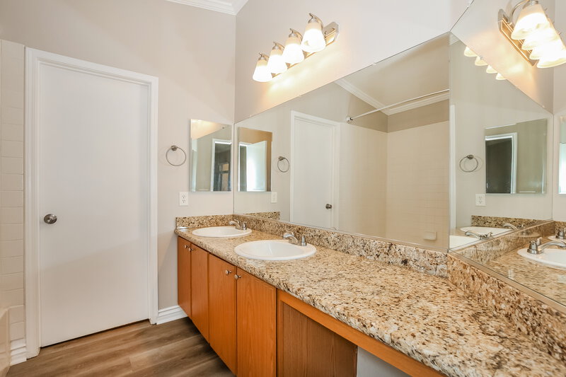 2,035/Mo, 5317 Creeping Ivy Ct North Las Vegas, NV 89031 Main Bathroom View 2