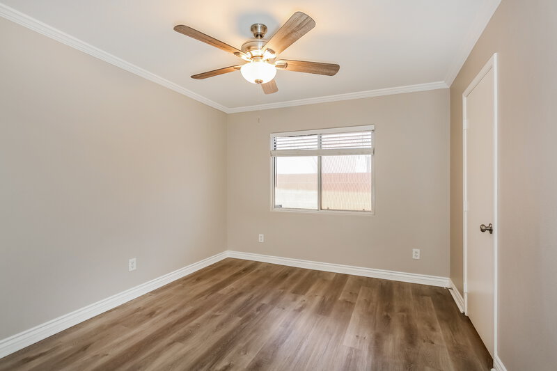 2,035/Mo, 5317 Creeping Ivy Ct North Las Vegas, NV 89031 Bedroom View 2