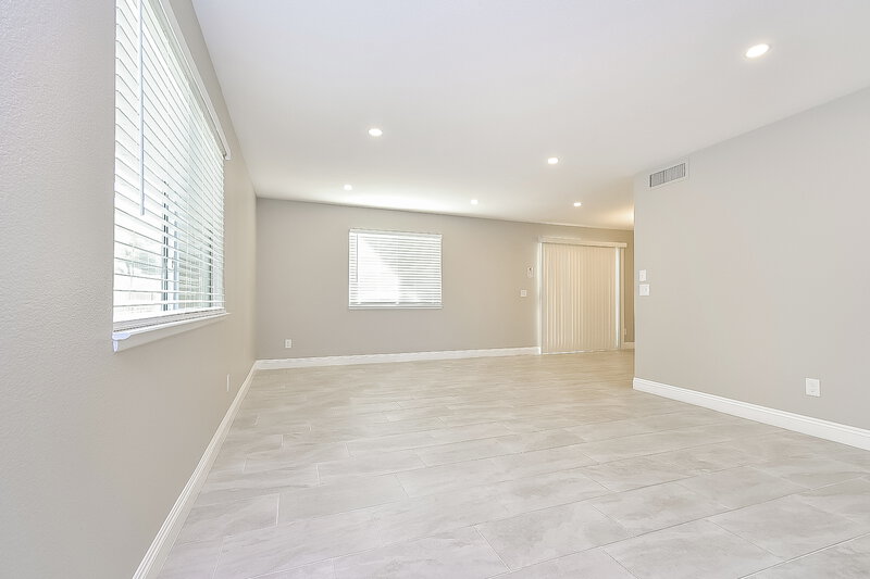 1,880/Mo, 7517 Maiden Run Ave Las Vegas, NV 89130 Misc View 2