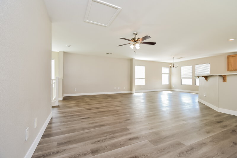2,570/Mo, 5025 Whistling Acres Ave Las Vegas, NV 89131 Living Room View 2