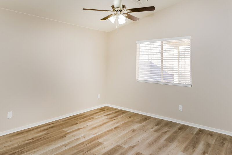 1,850/Mo, 3913 Copperhead Hills St Las Vegas, NV 89129 Main Bedroom View