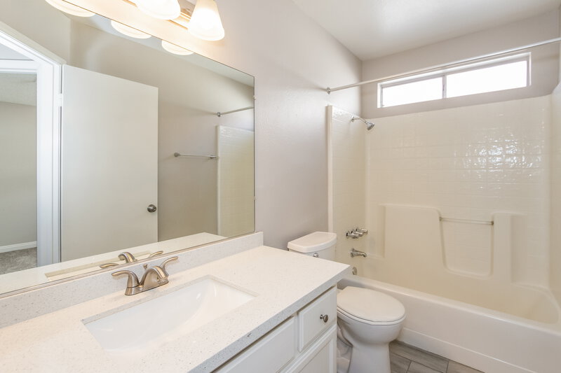 2,045/Mo, 644 Paulson Dr Las Vegas, NV 89123 Bathroom View