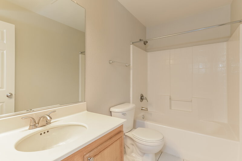 2,545/Mo, 164 White Butte St Henderson, NV 89012 Bathroom View