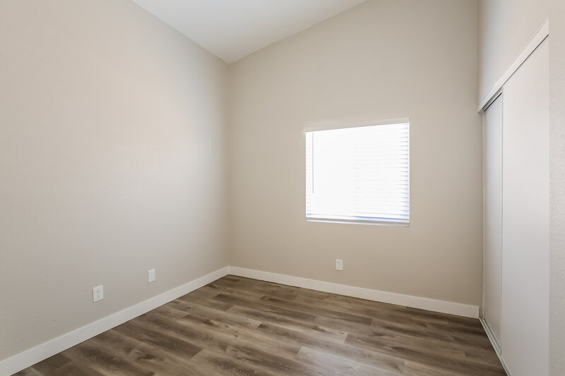 1,860/Mo, 330 Casa del Norte Dr North Las Vegas, NV 89031 Bedroom View