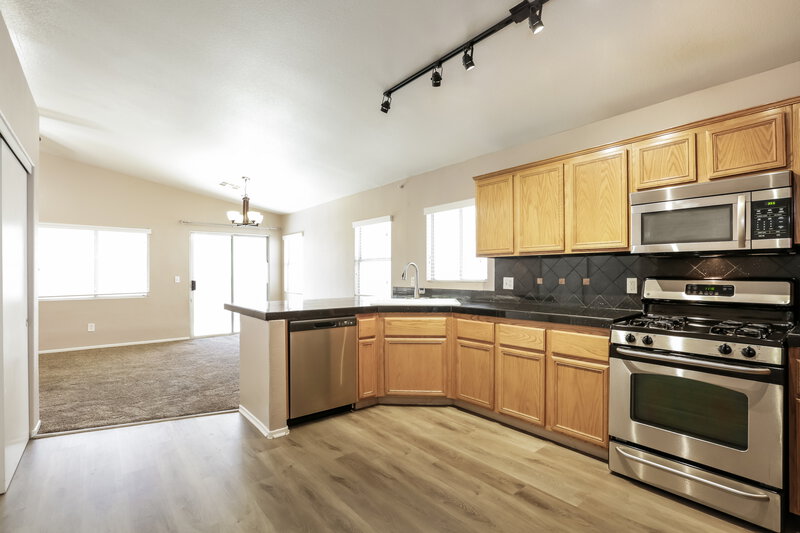 1,975/Mo, 5333 Cool Dawn Ct Las Vegas, NV 89130 Kitchen View