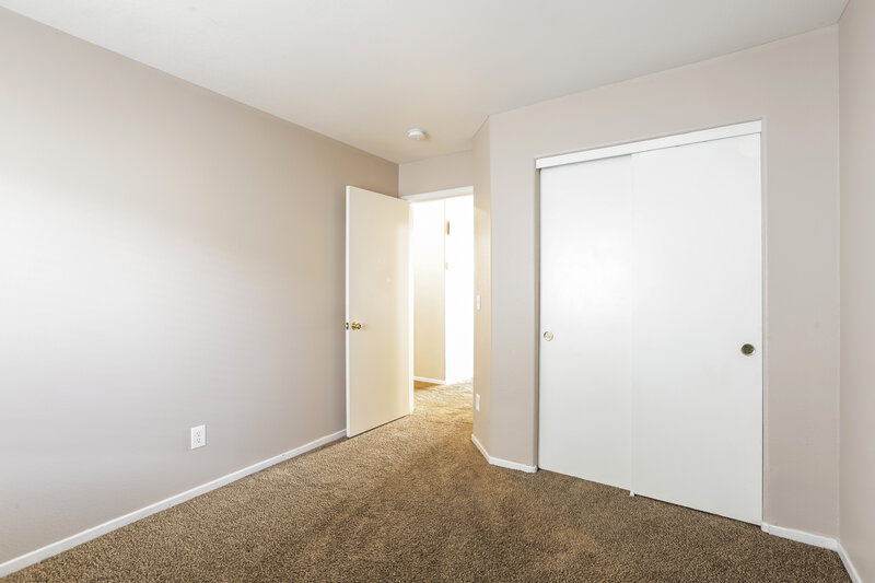 1,975/Mo, 5333 Cool Dawn Ct Las Vegas, NV 89130 Bedroom View 3