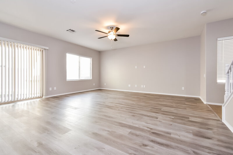 2,305/Mo, 10838 La Florentina Ave Las Vegas, NV 89166 Living Room View 2