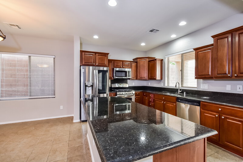 2,305/Mo, 10838 La Florentina Ave Las Vegas, NV 89166 Kitchen View