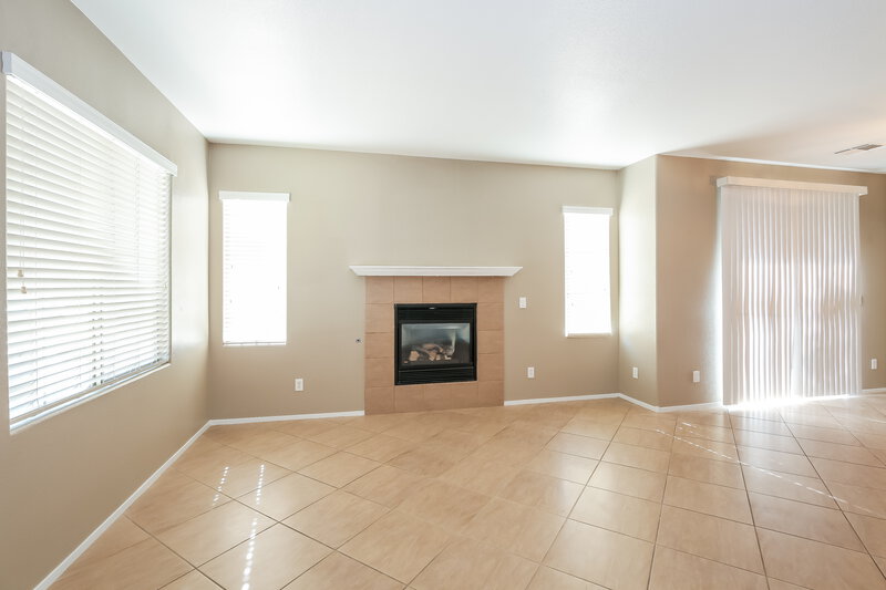 2,290/Mo, 3824 Helens Pouroff Ave North Las Vegas, NV 89085 Living Room View