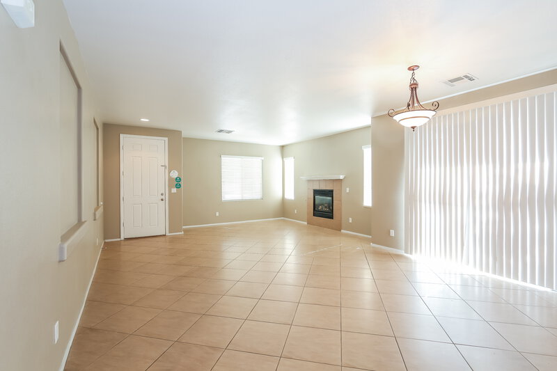 2,290/Mo, 3824 Helens Pouroff Ave North Las Vegas, NV 89085 Dining Room View