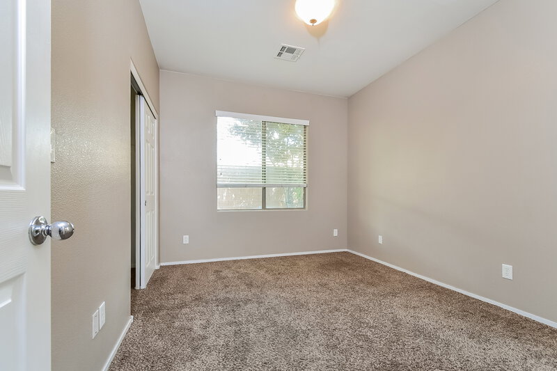 1,910/Mo, 3824 Helens Pouroff Ave North Las Vegas, NV 89085 Bedroom View 2