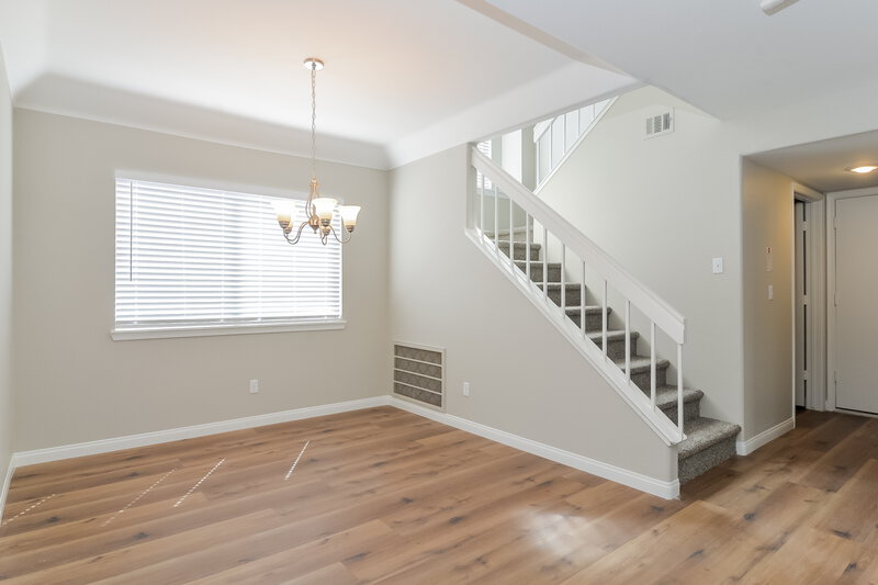 2,465/Mo, 2134 Falcon Pointe Ln Henderson, NV 89074 Dining Room View 2