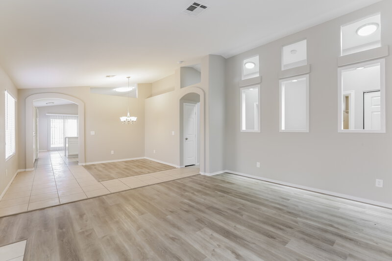 2,045/Mo, 7113 Junction Village Ave Las Vegas, NV 89129 Dining Room View
