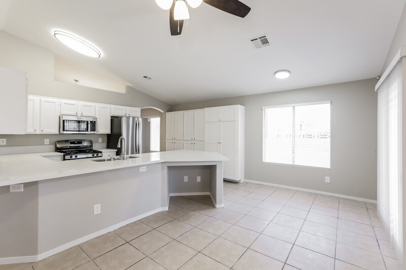 2,045/Mo, 7113 Junction Village Ave Las Vegas, NV 89129 Breakfast Nook View